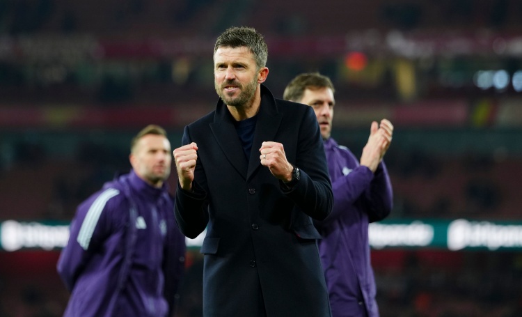 科尔：还未考虑过让追梦替补 无论怎么安排&没有库里都会产生影响